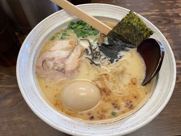 「濃厚鶏そば➕煮玉子」@鶏そばや 竜神洞の写真