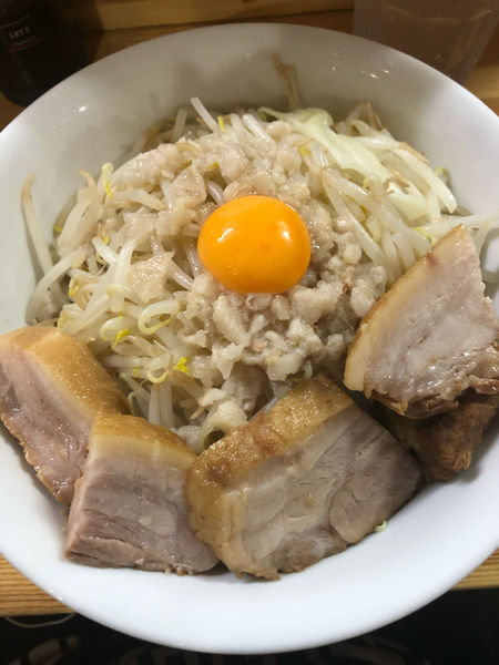 「肉増しまぜそば」@麺処 MAZERUの写真