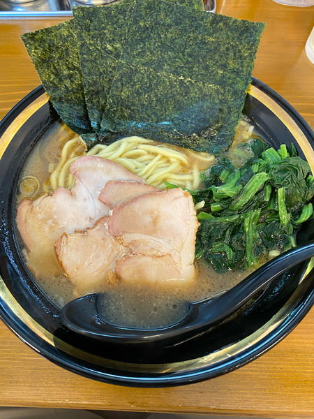「ラーメン中」@ラーメンとむのの写真