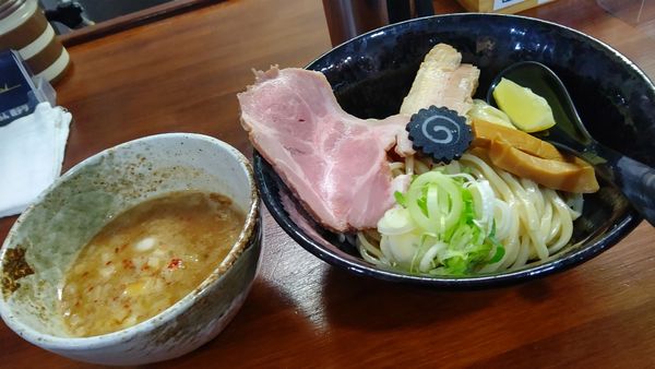 「肉鰹つけめん」@らーめん 虎テツの写真