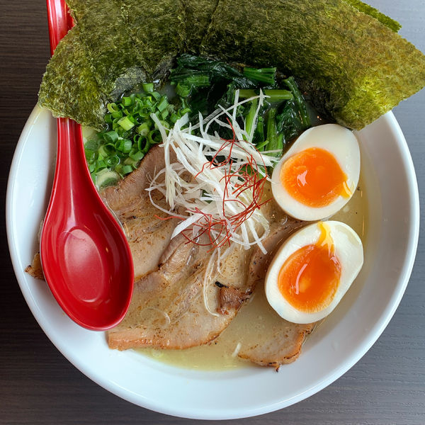 「特のせラーメン塩」@麺屋夏鈴の写真