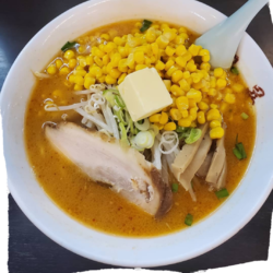 味噌バターコーンラーメン にんにく入り 930円