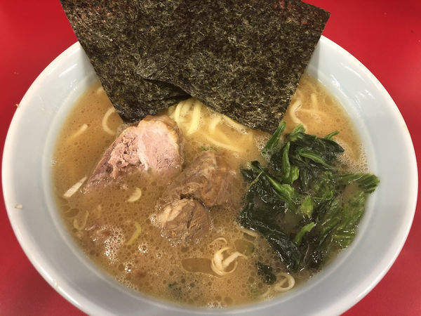 「ラーメン 並、固め」@横浜家系ラーメン おうじ家の写真