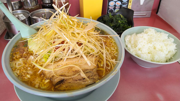 「限定/旨辛スタミナらーめん+大盛りW+ライスW+他」@ラーメン山岡家 瑞穂店の写真