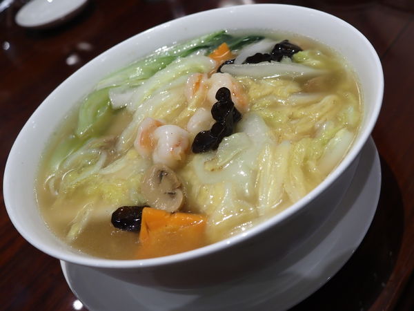 「大海老湯麺　蝦球湯麺」@萬珍樓 本店の写真