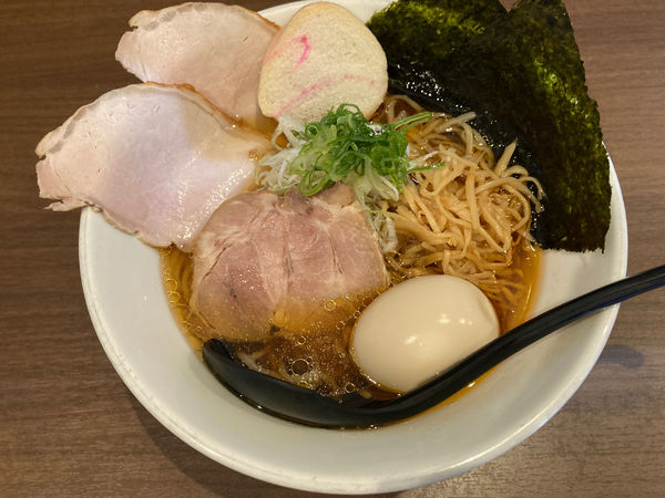 「オマール海老香る醤油ラーメン」@Noodle Shop 香味亭の写真