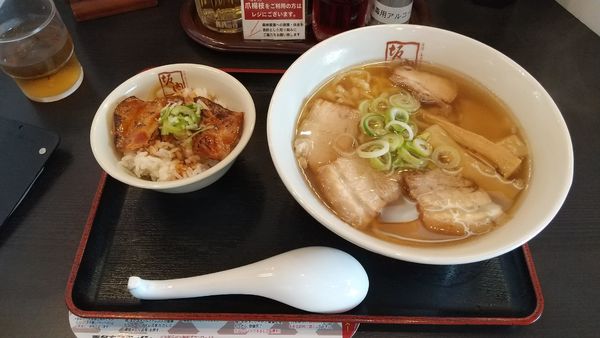 「喜多方らーめんとチャーシューご飯セット」@喜多方ラーメン 坂内 四谷店の写真