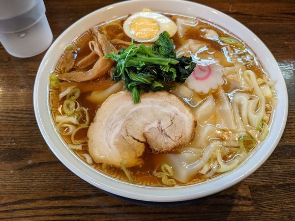 「ワンタン麺600円」@中華そば 光来の写真