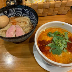 昆布水トマトつけ麺