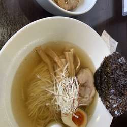 鯛だし塩　チャーシュー丼