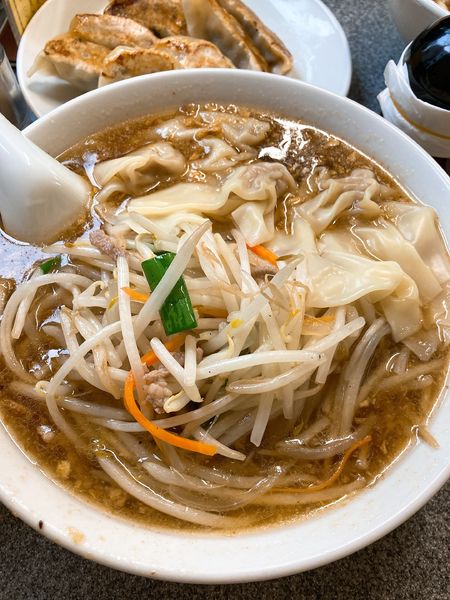 「ワンタン麺」@中華麺店 喜楽の写真