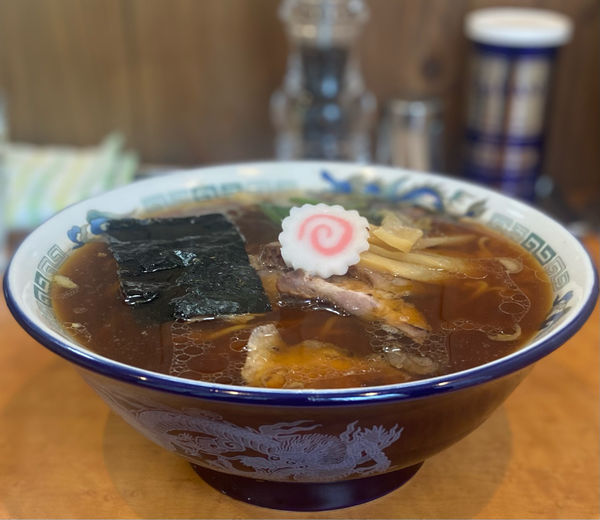 「醤油ラーメン850円」@麺屋かむいの写真