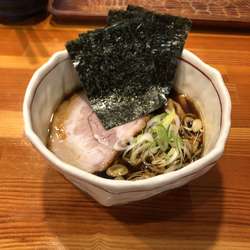 醤油らーめん（小盛）＋のり