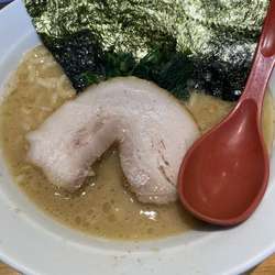 ラーメン（カタメ）820円