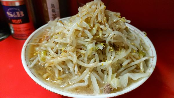 「大（ヤサイカラメ）￥６５０」@ラーメン二郎 三田本店の写真