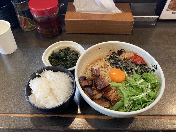 「まぜそば」@らーめん まぜそば てっぺん 名古屋本店の写真