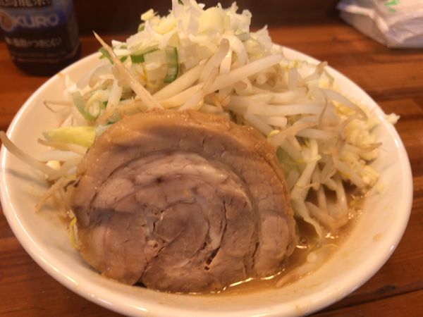 「ミニラーメン（ﾔｻｲﾆﾝﾆｸﾈｷﾞ)880円」@ちばから 郡山店の写真