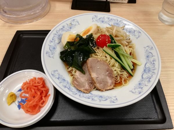 「冷やし中華」@ぎょうざの満洲 小江戸館の写真