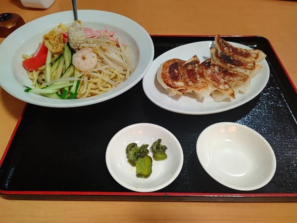 「冷麺セット(中華冷麺＋焼き餃子)1,078円」@秀味軒の写真