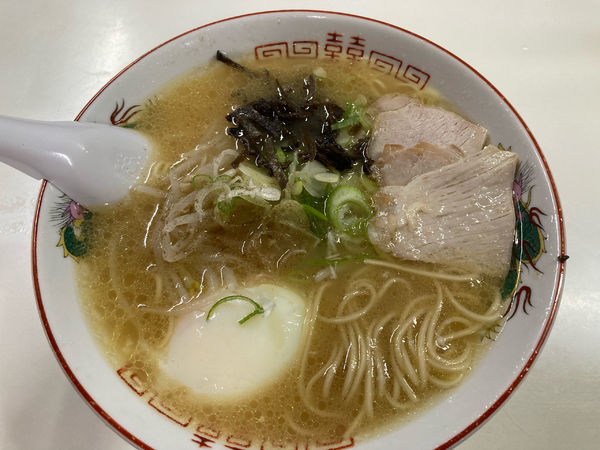 「玉子ラーメン¥650+ビール¥500」@草木ヶ原ラーメンの写真