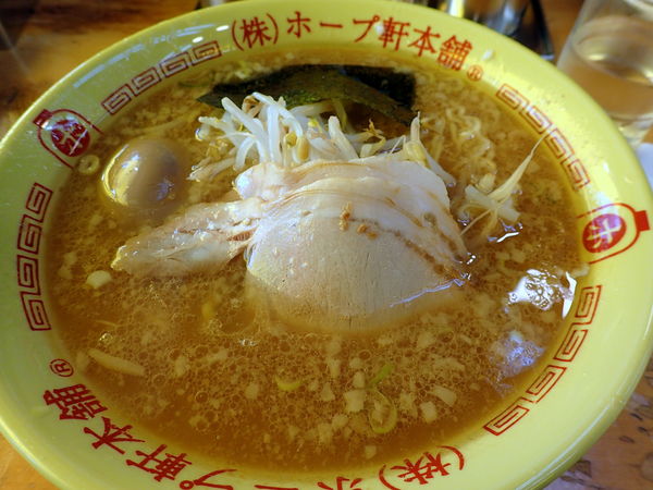 「中華そば・油多め＋味付け玉子」@ホープ軒本舗 大塚店の写真