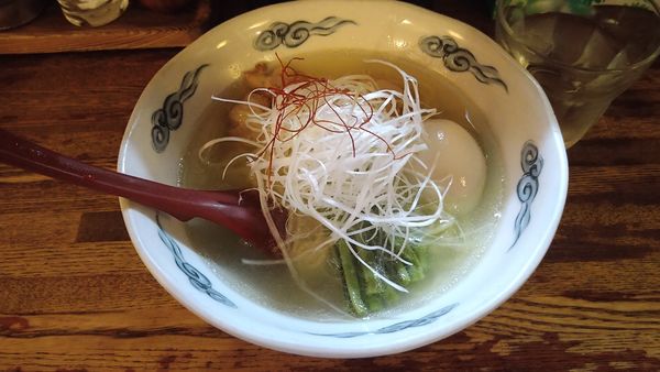 「鶏そば玉子入り¥820-」@麺・酒処 ぶらりの写真