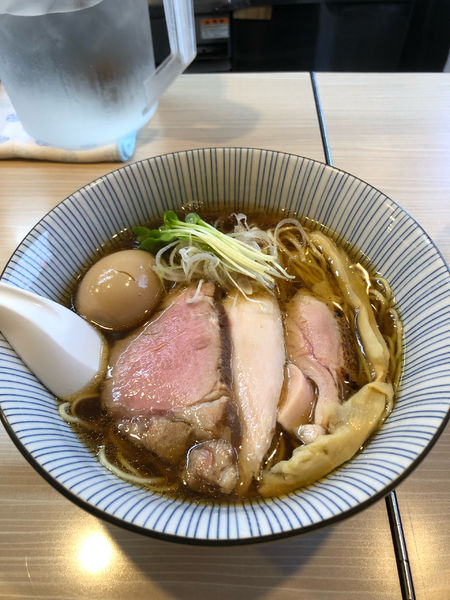 「特製香味中華そば」@麺屋 鶯 uguisuの写真