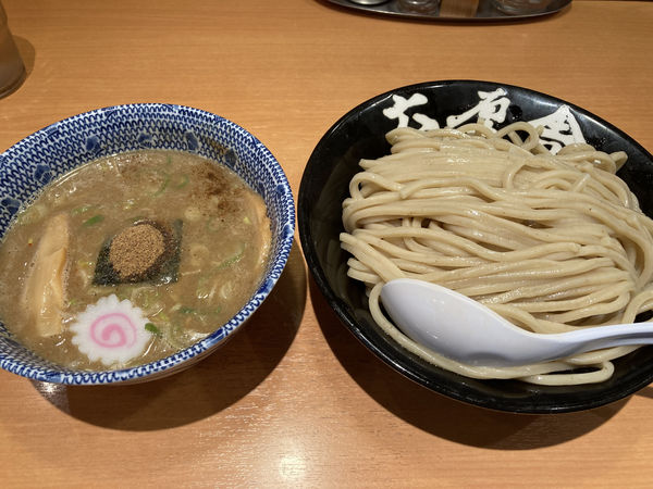 「つけ麺　大盛」@六厘舎の写真