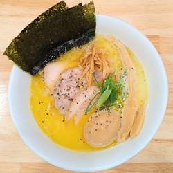 特製鶏白湯中華そば