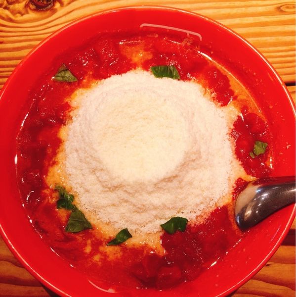 「トマトチーズラーメン」@九十九ラーメン 津田沼店の写真