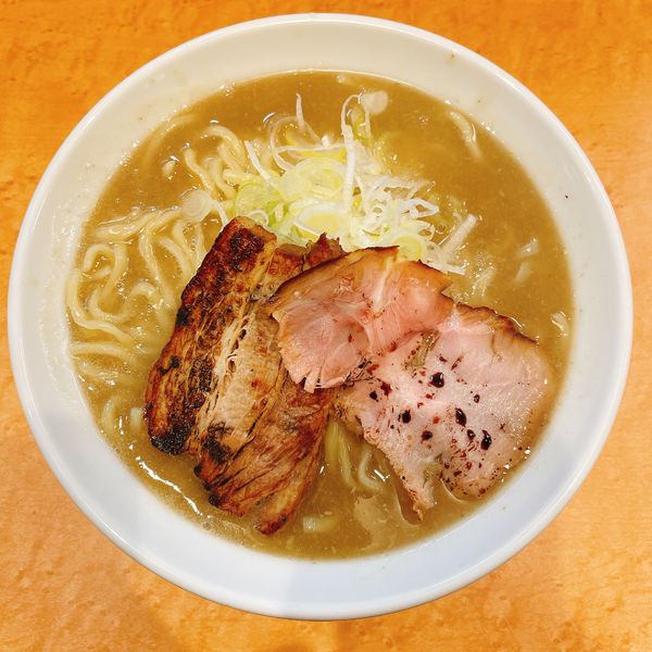 「ド豚骨」@ド豚骨 貫の写真