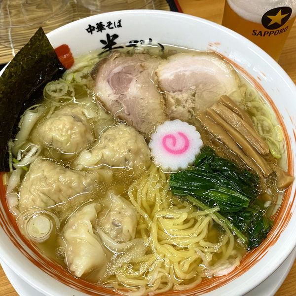 「ワンタンそば 塩＋生ビール（グラス）」@中華そば 半ざわの写真