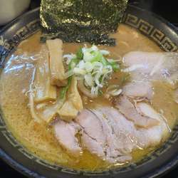 中華そば（こってり）820円