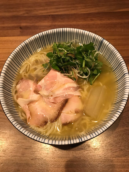 「夏 鈴ノ木の冷たい煮干しぶっかけ・大 850円」@自家製手もみ麺 鈴ノ木の写真
