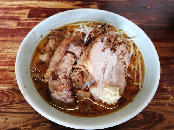「辛味噌ラーメン　中　780円」@豪徳寺ラーメン りらくしんの写真