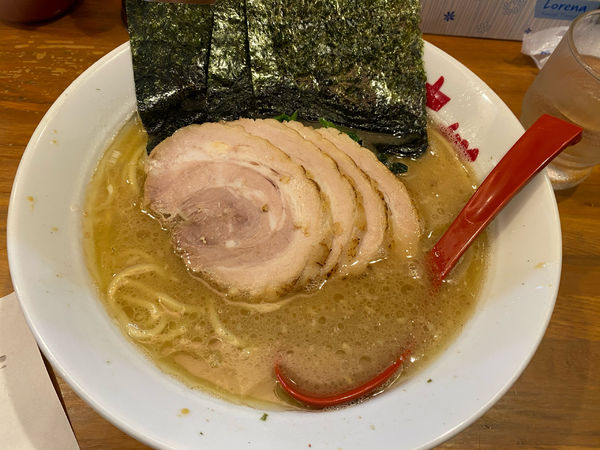 「チャーシュー麺固め（中盛）1,070円」@ラーメン大桜 今宿店の写真