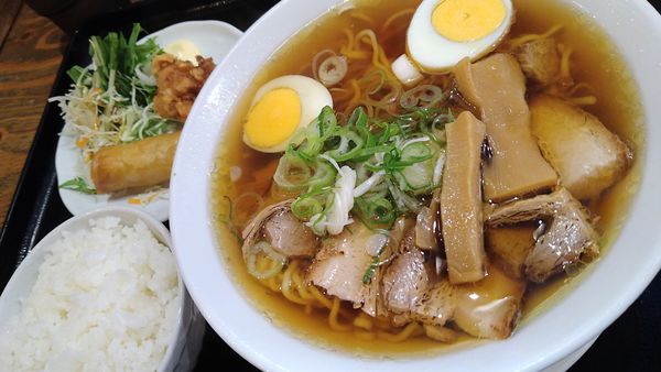 「ランチメニュー　肉そば」@黒豚ぎょうざと中華食堂 米吉 泉店の写真