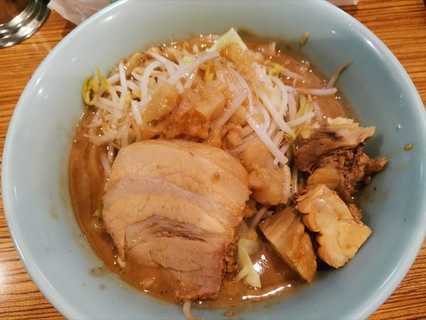 「ラーメン小」@番町製麺の写真