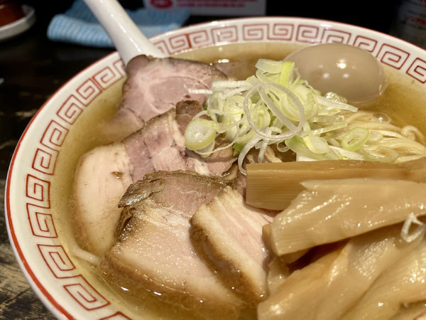 「特製朝ラー ＋ アサヒドライゼロ」@中華そば しながわの写真