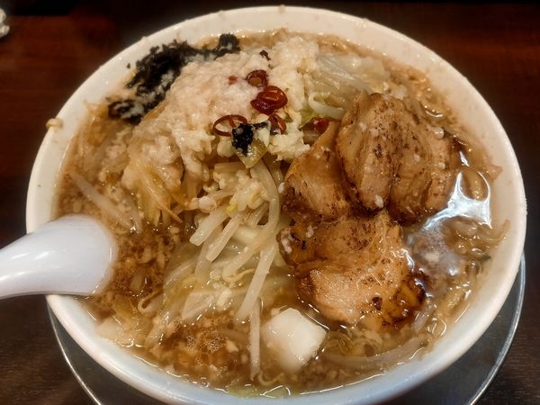 「潤次郎ラーメン 900円 中脂」@らーめん潤 亀戸店の写真