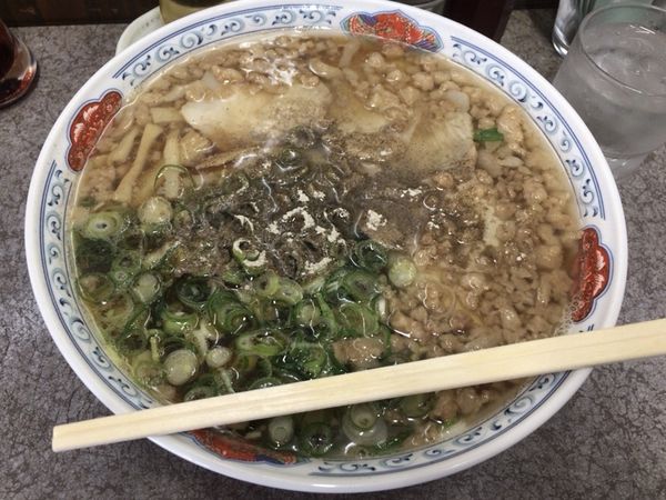 「中華そば特盛背脂多め」@つたふじ 福山支店の写真