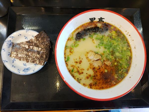 「ラーメン+のり  ｷｸﾗｹﾞ抜き」@黒亭 本店の写真