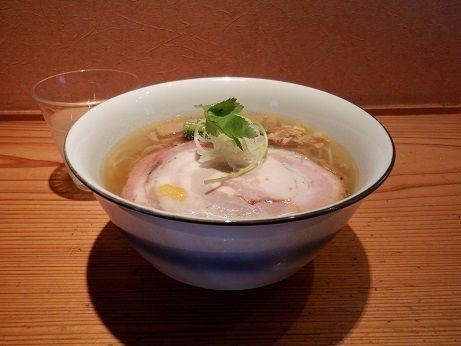 「白醤油」@らぁめん鴇の写真