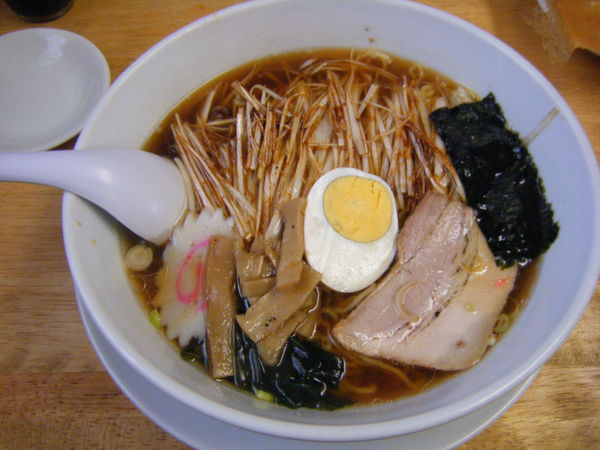 「ネギラーメン」@神社ラーメン 峰英軒の写真