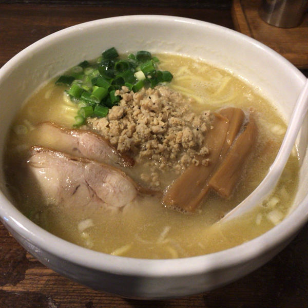 「白鶏らーめん　740円」@鶏の穴の写真