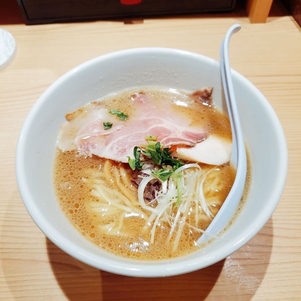 「中華そば 醤油」@貝出汁中華そば くらむの写真