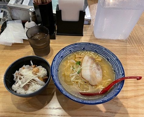 「焼あごラーメン　塩＋炙りチャーシュー丼」@焼きあごラーメン 侍道の写真