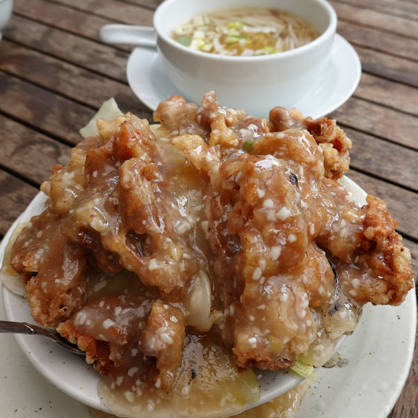 「鶏唐ニンニク塩ダレ飯ラーメンセット 1,550円 + 肉増し」@麺飯店 俵飯の写真