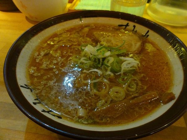 「ラーメン900円」@すみれ 横浜店の写真