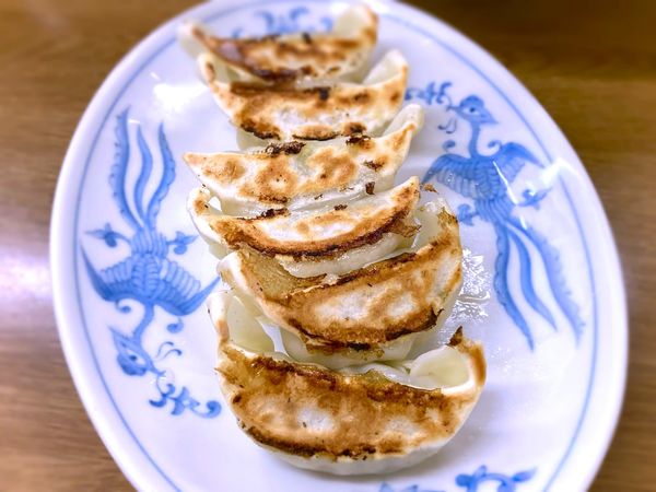 「ギョウザ￥200」@福しん 上野駅前店の写真